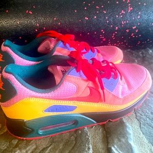 Nike Air Max 90 Rainbow Sneaker